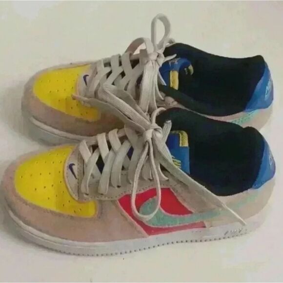 Nike Kids Multicolor Sneakers - Picture 5 of 13